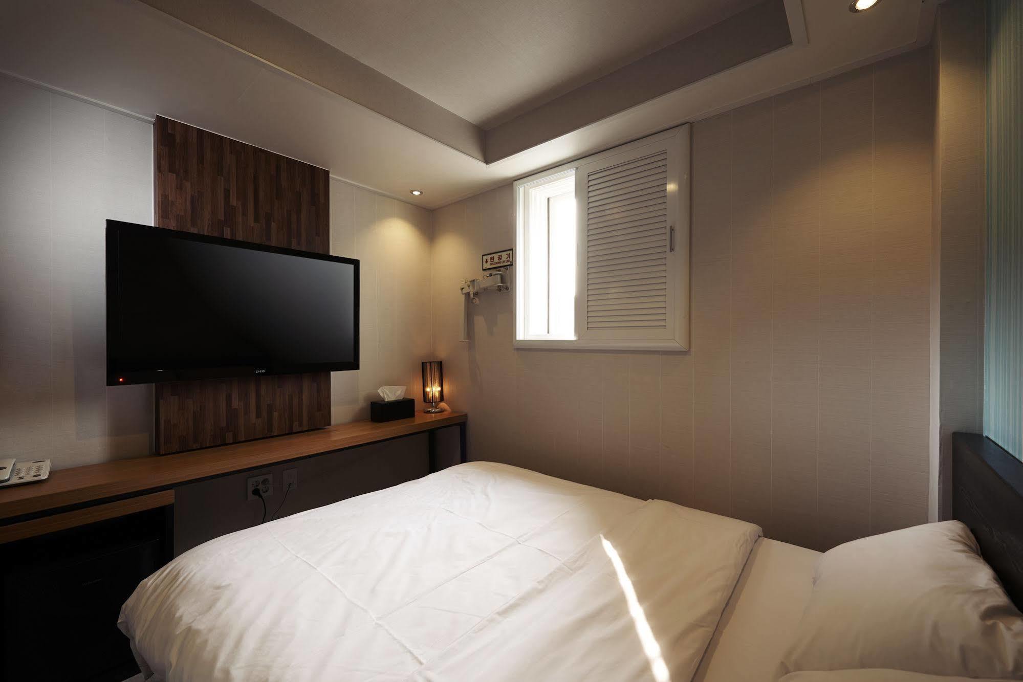New Suwon Hotel Zewnętrze zdjęcie